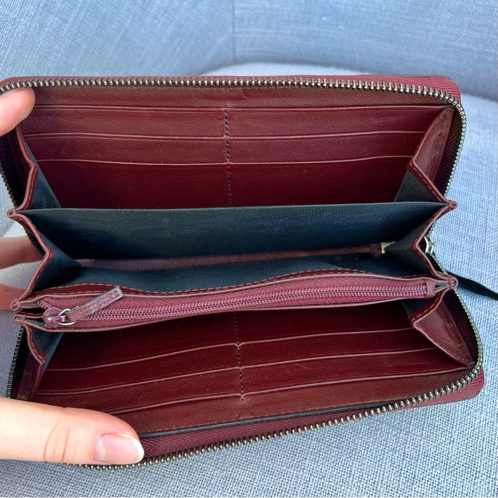 Gucci Burgundy Leather Zip Around Wallet with Green-Red Web Stripe - Picture 5 of 8